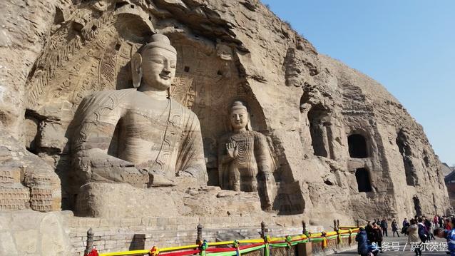 山西大同云冈石窟景区今年接待游客已超400万人次(图1)