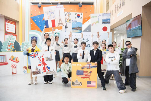 登高“阅”古今,双语“瞰”世界——雄东爱景小学双语阅读节圆满落幕(图4) 登高“阅”古今,双语“瞰”世界——雄东爱景小学双语阅读节圆满落幕(图4)