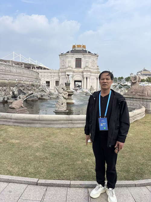 洪旭朝：笔底初心 岁月流芳(图1)