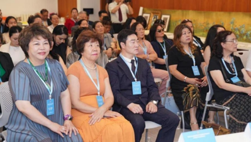 细胞再生(CYTORENOVA)品牌创始人王余根博士出席联合国论坛(图3) 细胞再生(CYTORENOVA)品牌创始人王余根博士出席联合国论坛(图3)